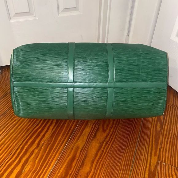 Louis Vuitton Green Epi Leather Keepall 50 Authentic - Picture 7 of 16